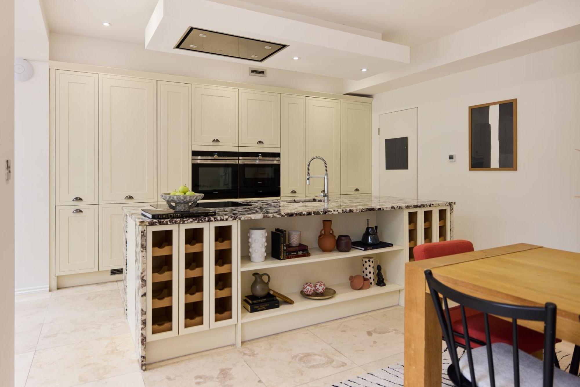 The Camden Park Place - Lovely 4bdr Flat With Garden Apartment *