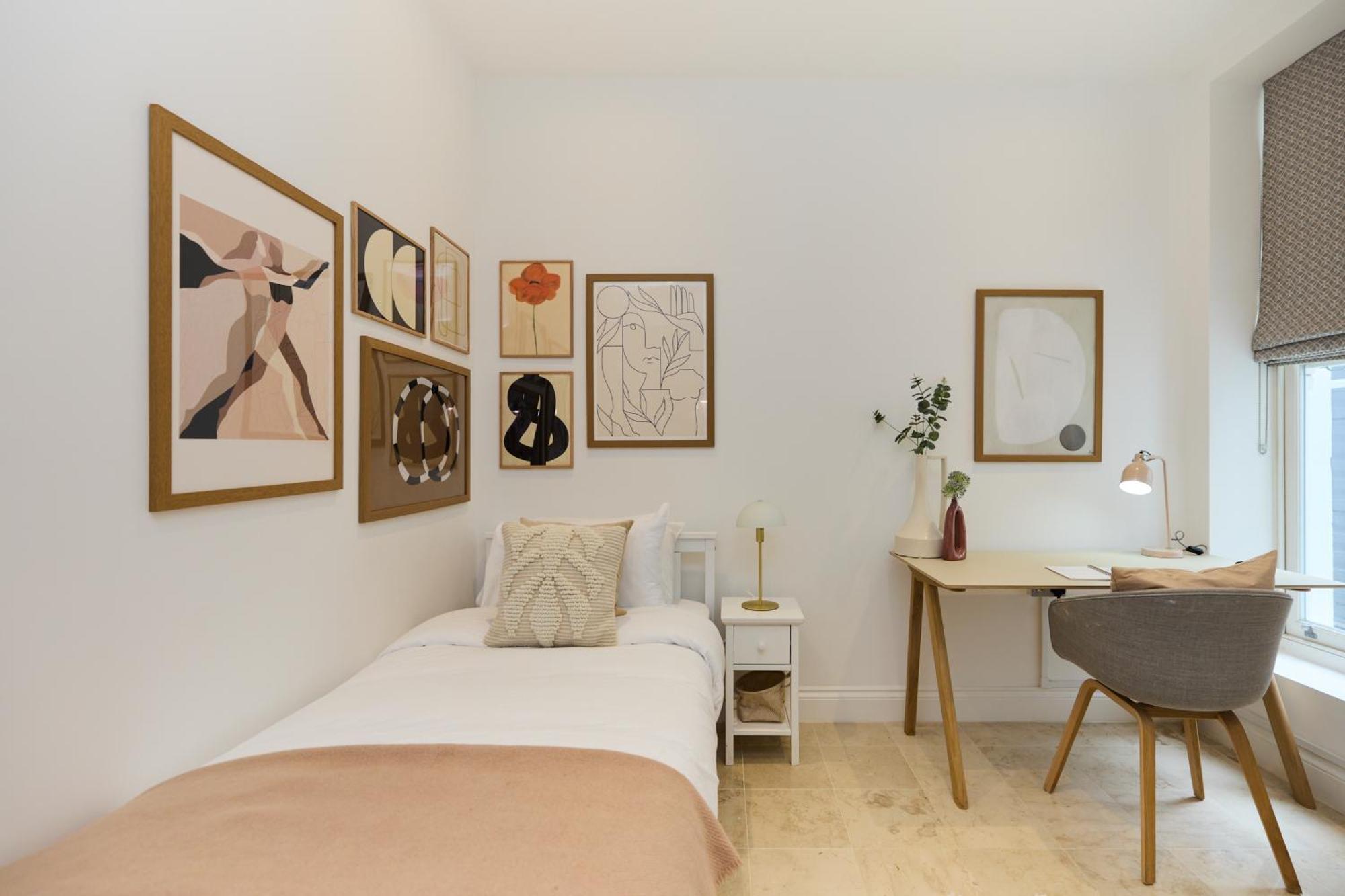 The Camden Park Place - Lovely 4bdr Flat With Garden * London